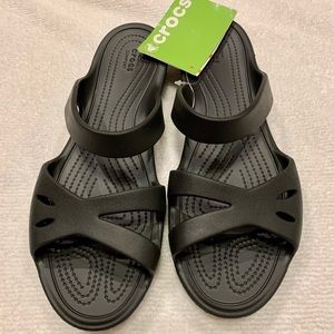 Women’s Crocs Kelli sandal size 11